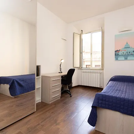 Guesthost - Roomy In Rome's Centre Apartamento