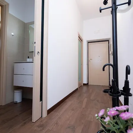 Guesthost - Roomy In Rome's Centre Apartamento *